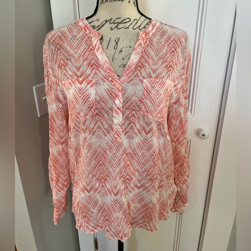 Carve Designs Dylan Gauze Peach Colored Shirt. Women’s Size: S.